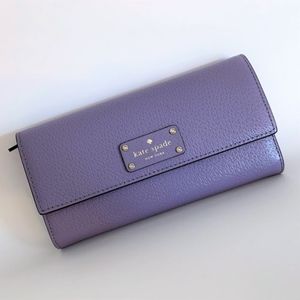 Pristine Kate Spade Wellesley Wallet - Lavender